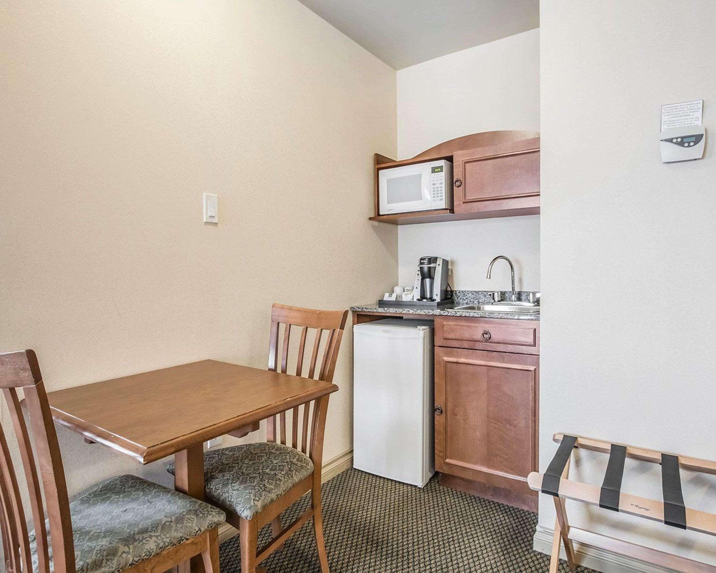 Quality Suites Drummondville Dış mekan fotoğraf